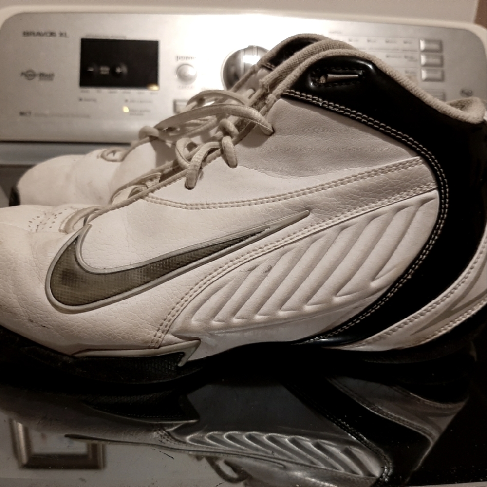 Nike Basketball Shoes